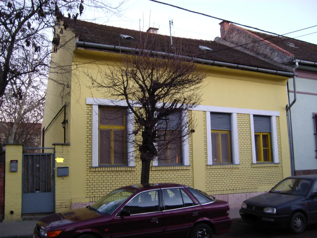 XV. Kerület, Bocskai utca, 102 m²-es, házrész, 2 szobás, jó állapotú