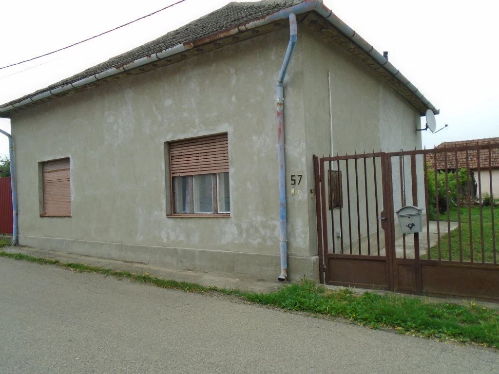 For sale house, Tiszakécske, Városközpont utca