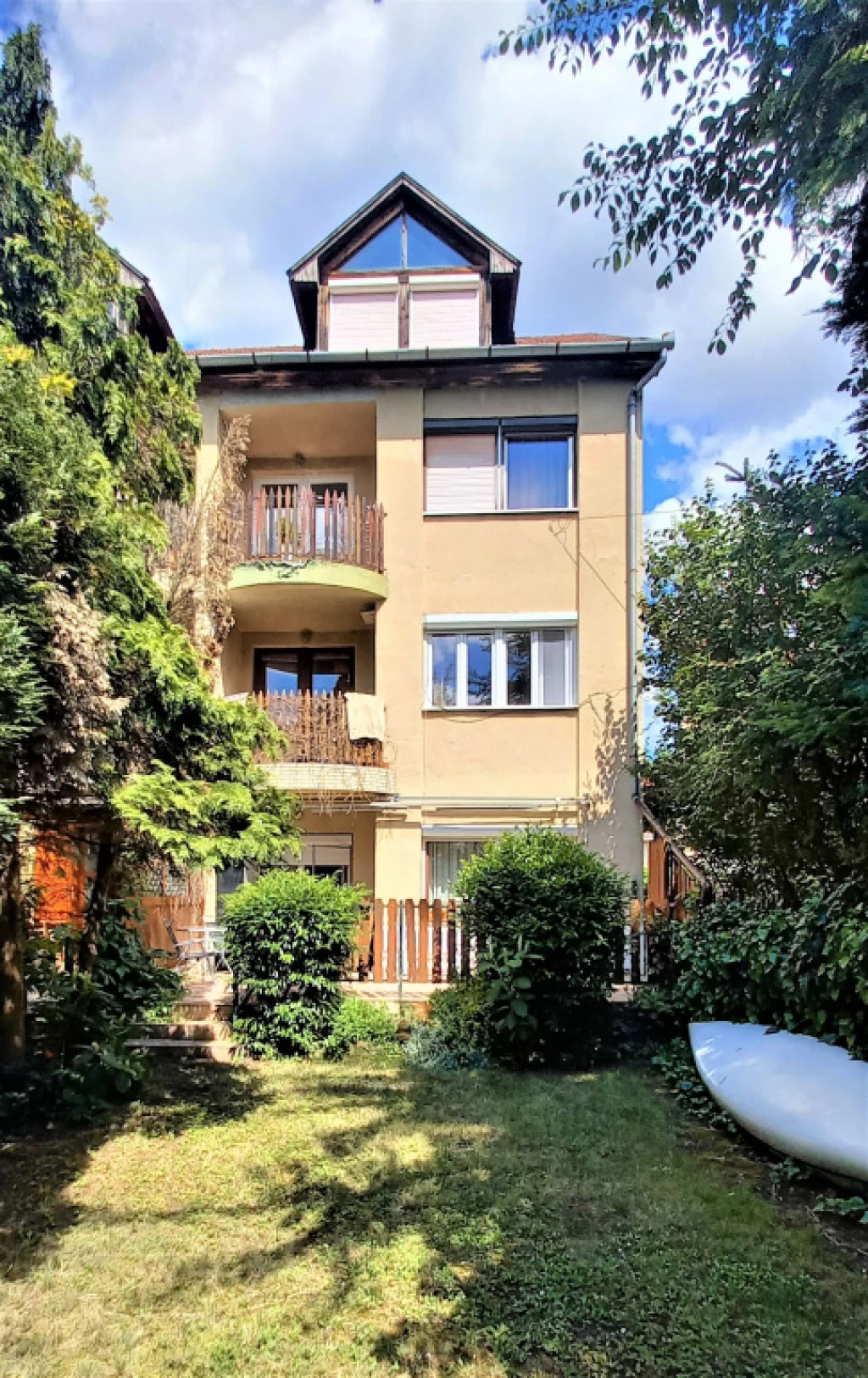 Göd, Felsőgöd, 92 m²-es, földszinti, társasházi lakás, 4 szobás