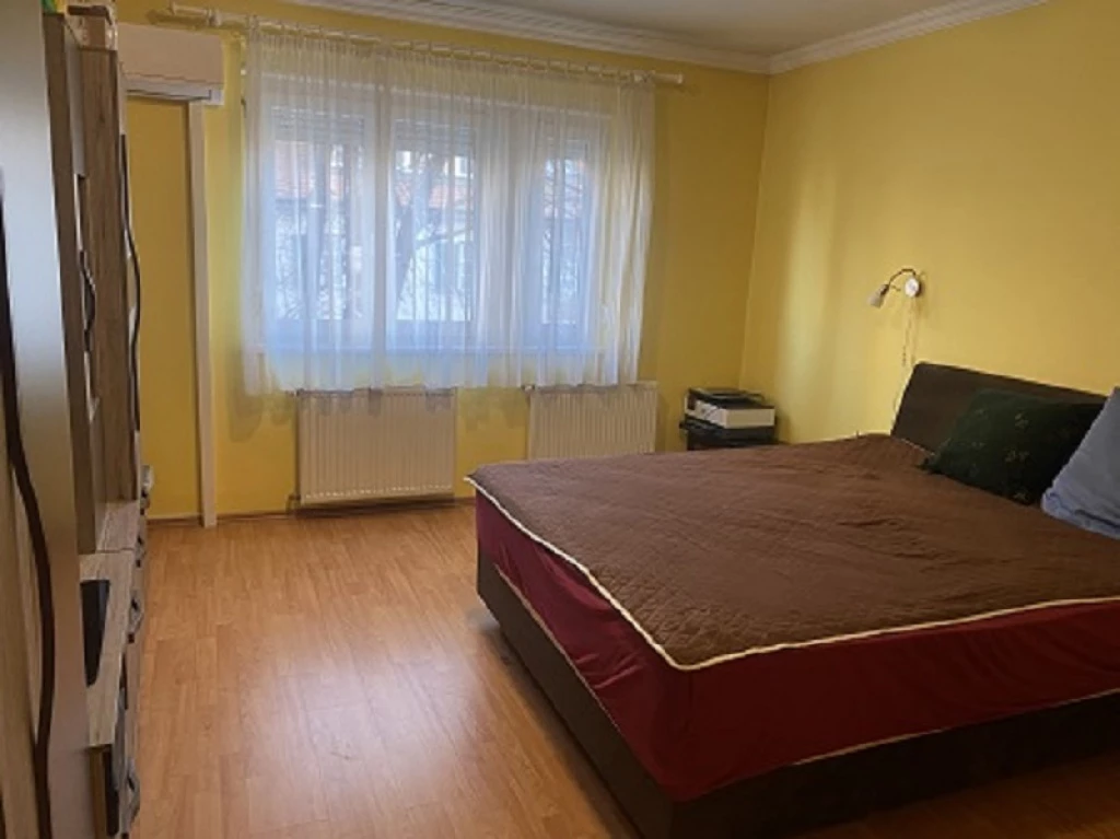 XI. Kerület, Dinnye utca, 74 m²-es, 1. emeleti, társasházi lakás