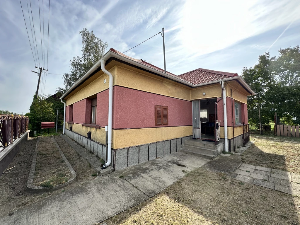 Táborfalva, Központi elhelyezkedés, 66 m²-es, családi ház, 3 szobás