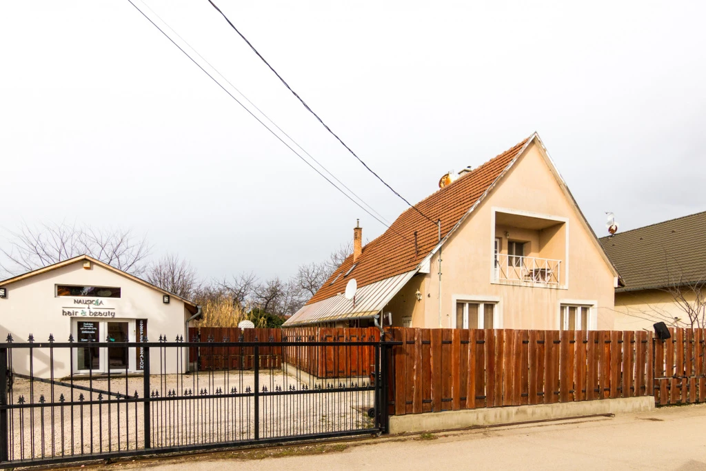 For sale house, Szigetszentmiklós, Határ út közeli utca