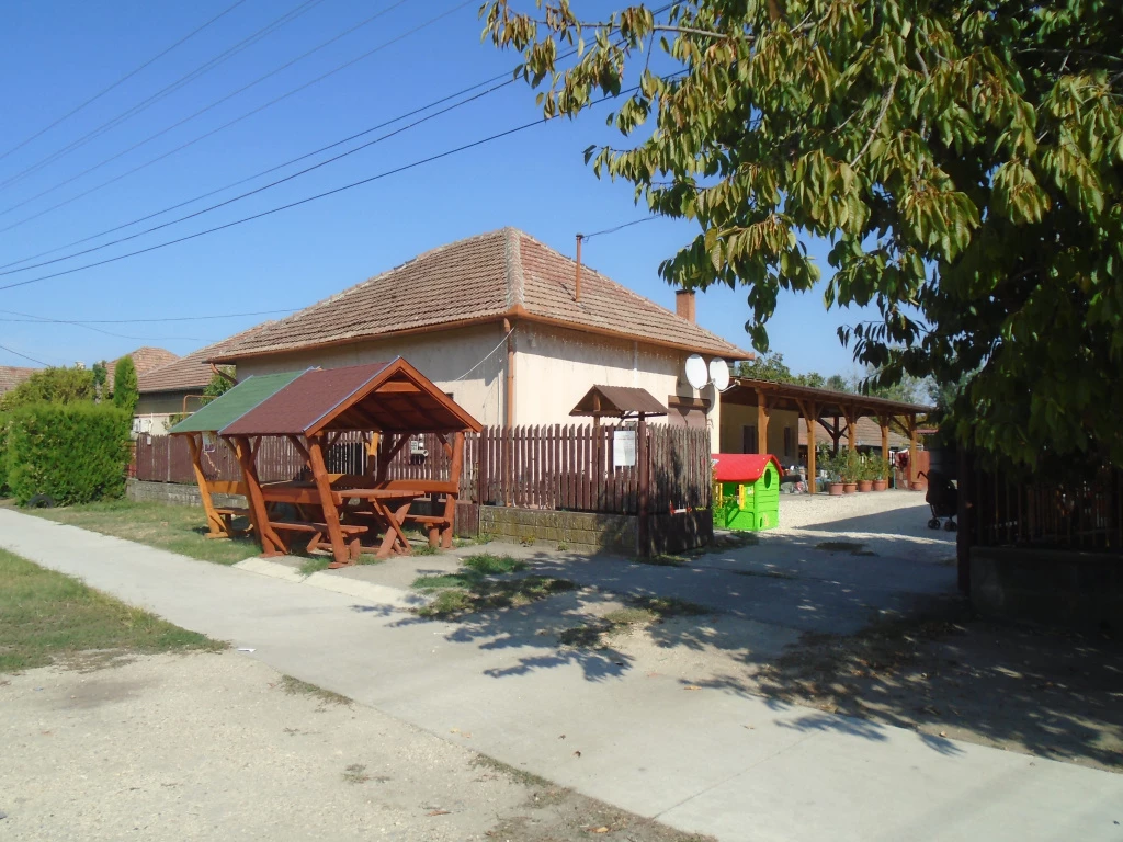 For sale house, Tiszakécske, Tiszabög utca