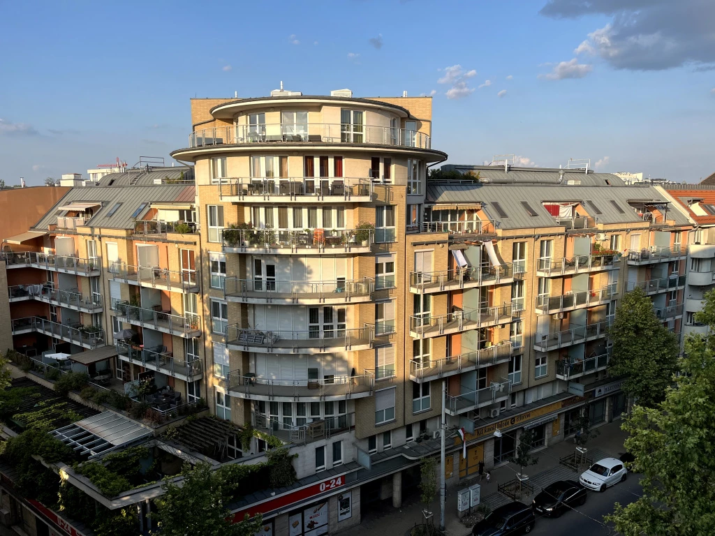 IX. Kerület, Budapest, Mester utca, 47 m²-es, 1. emeleti, társasházi lakás