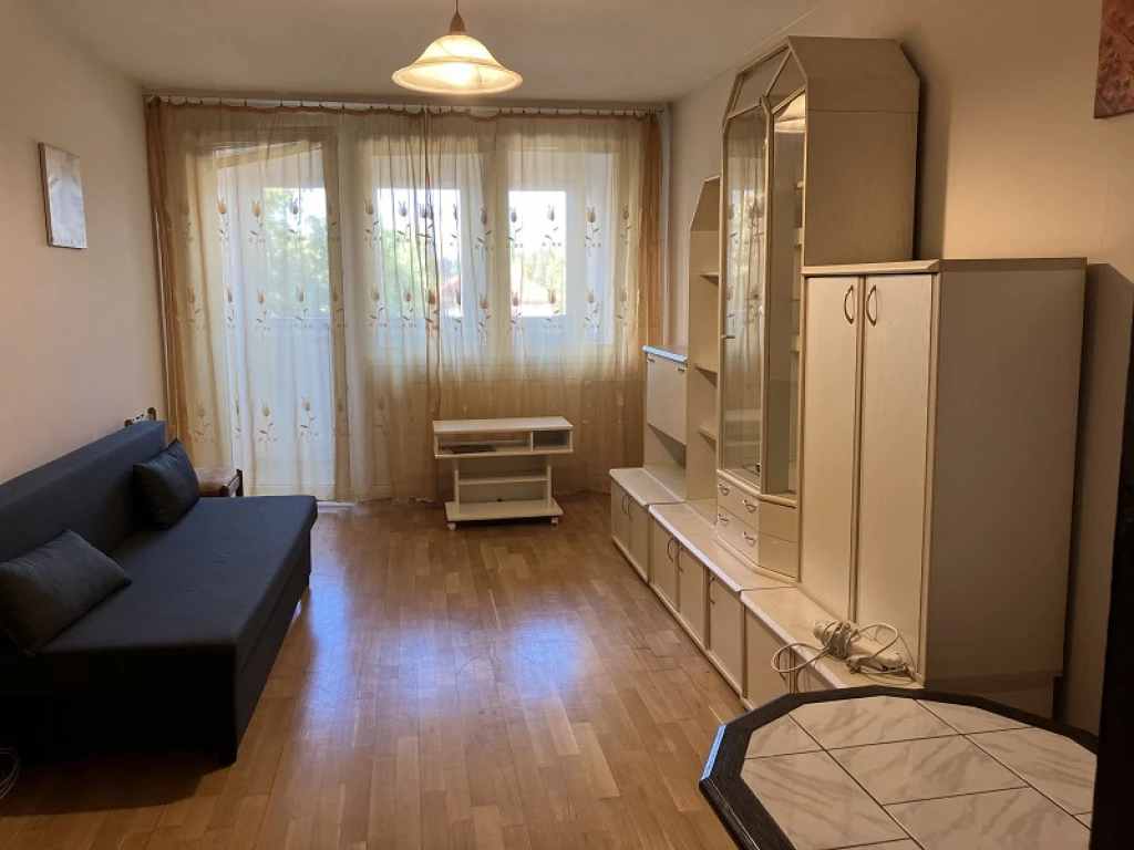 XI. Kerület, Allende park, 63 m²-es, 1. emeleti, társasházi lakás