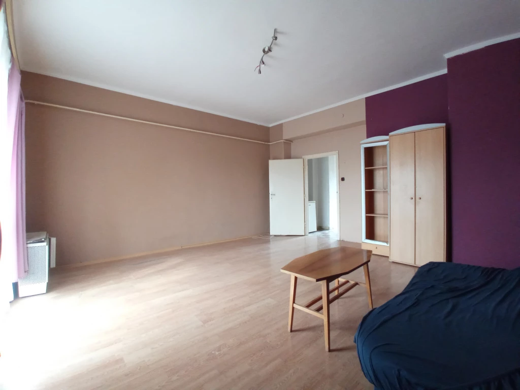 XXI. Kerület, VÉNUSZ utca, 37 m²-es, 3. emeleti, társasházi lakás