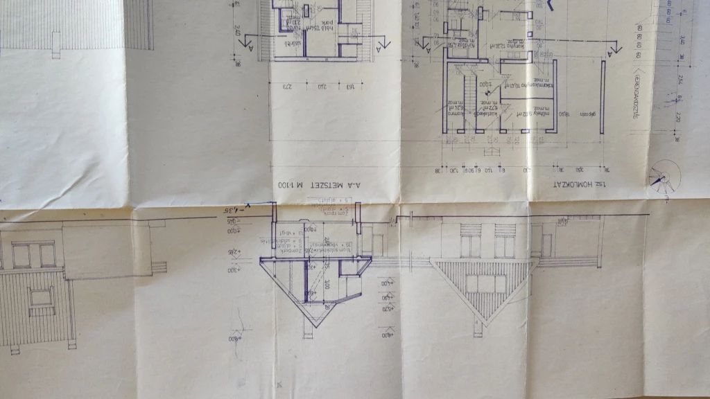 Varsány, Dózsa György utca, 65 m²-es, családi ház, 2 szobás