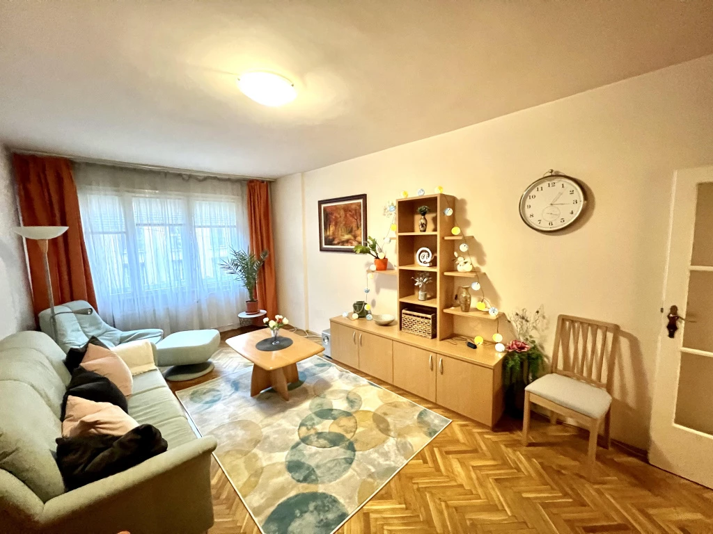 I. Kerület, Pauler utca, 36 m²-es, 2. emeleti, társasházi lakás