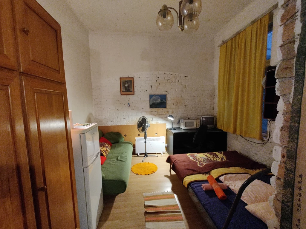 VIII. Kerület, Korányi Sándor utca, 27 m²-es, földszinti, társasházi lakás