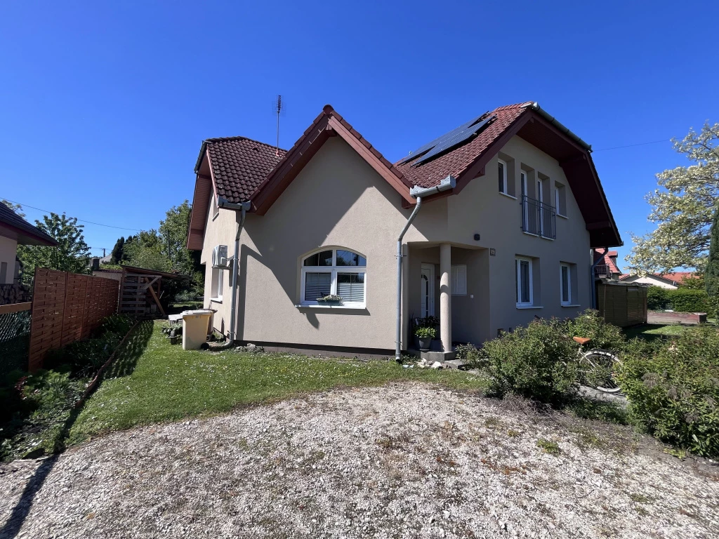 For sale house, Balatonkeresztúr, Balatonhoz közel