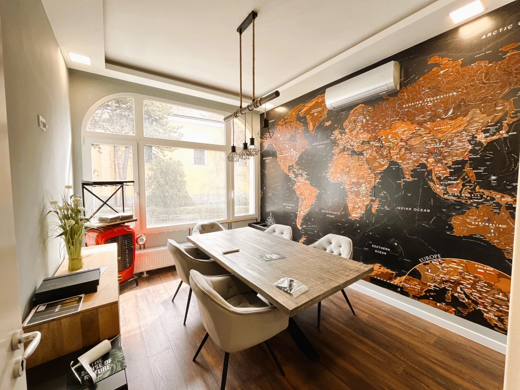 Budakeszi, Központ, 161 m²-es, üzlethelyiség utcai bejárattal