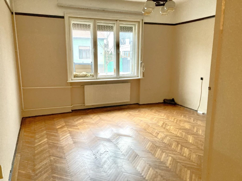 XV. Kerület, Szentmihályi út, 50 m²-es, házrész, 1 szobás, jó állapotú