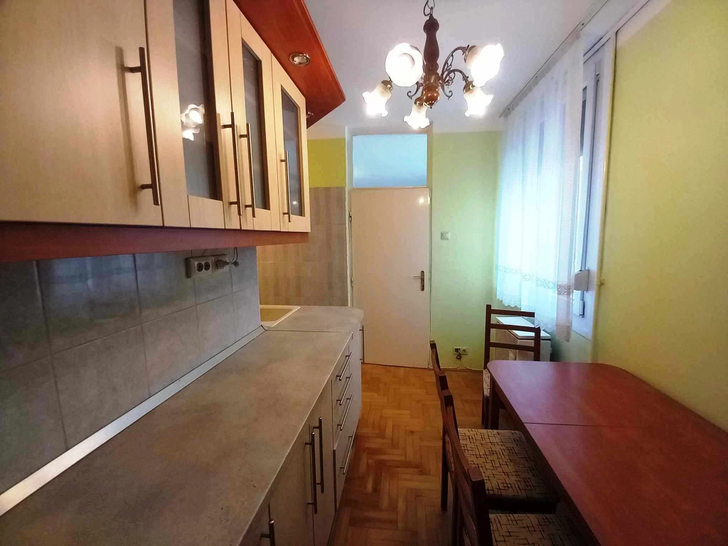 IX. Kerület, Egyetértés utca, 47 m²-es, 2. emeleti, társasházi lakás