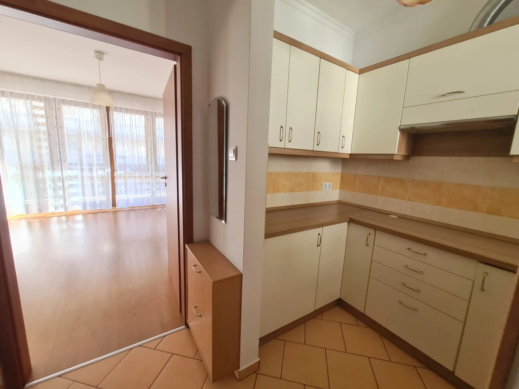 XV. Kerület, Eötvös utca, 32 m²-es, 1. emeleti, társasházi lakás