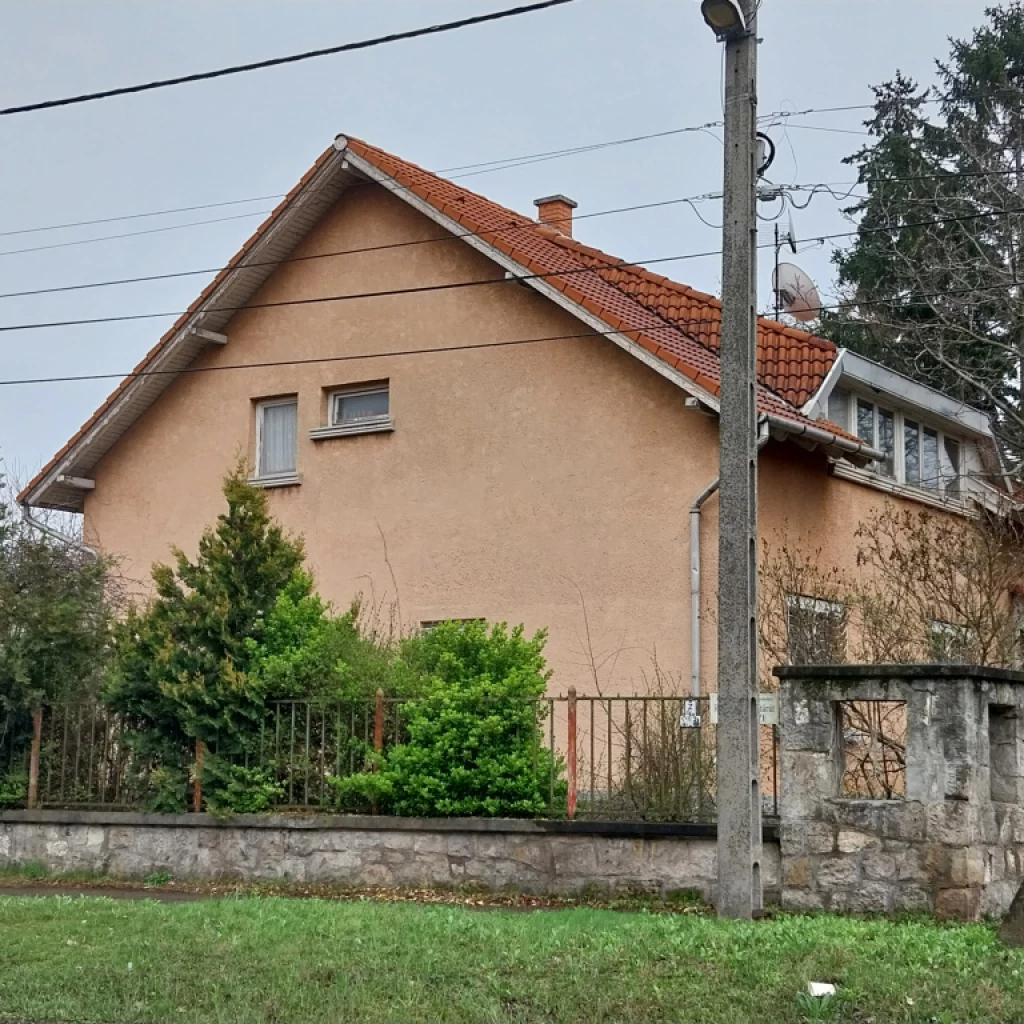 XVI. Kerület, Rákosszentmihály, Zuglóhoz közel, 105 m²-es, házrész