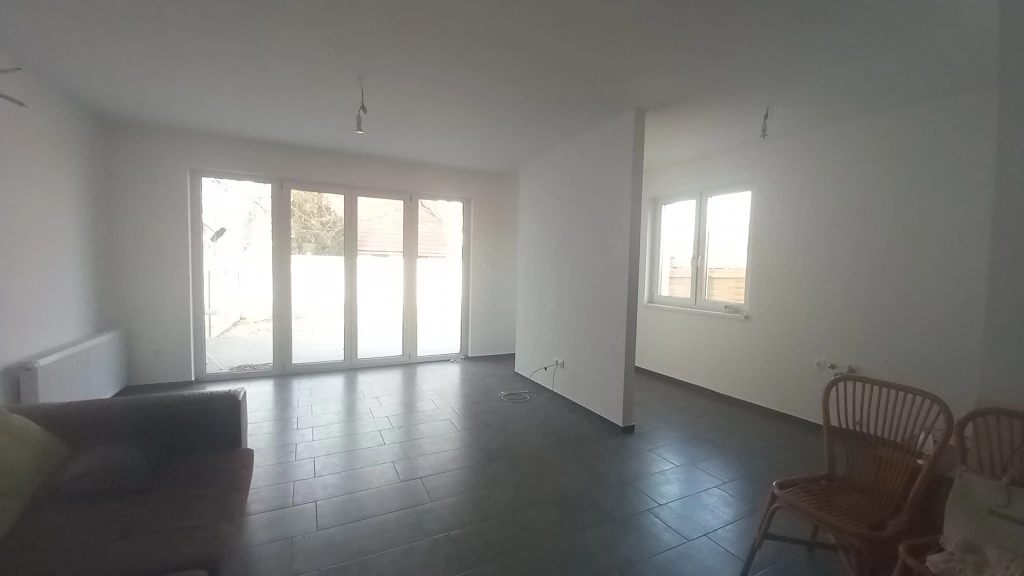 For sale semi-detached house, Dunakeszi, Alag