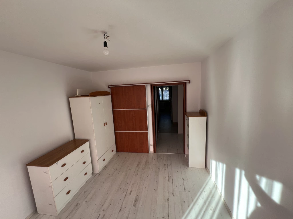 XI. Kerület, Andor utca, 65 m²-es, 1. emeleti, társasházi lakás