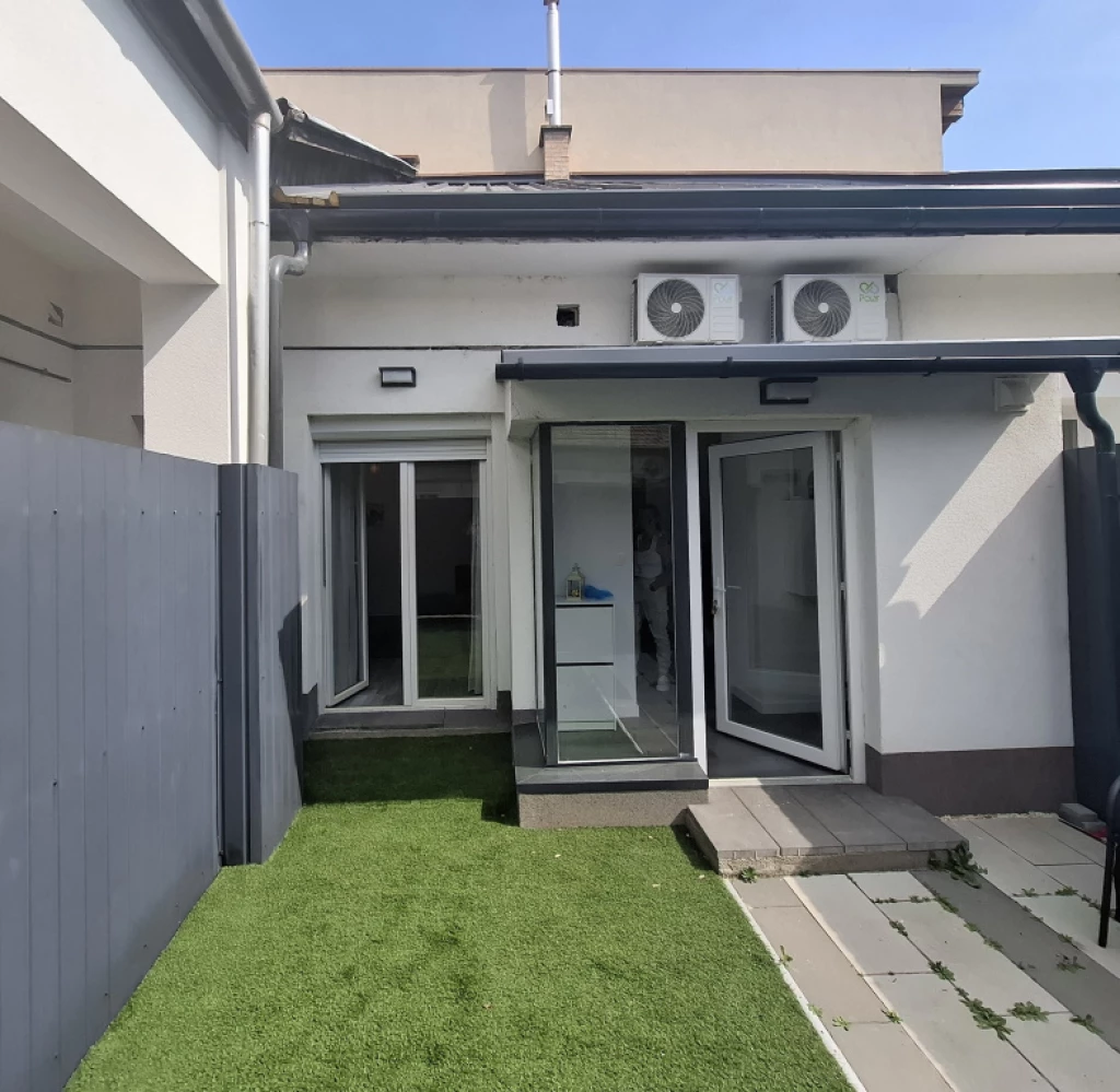 XV. Kerület, Bocskai utca, 30 m²-es, földszinti, társasházi lakás