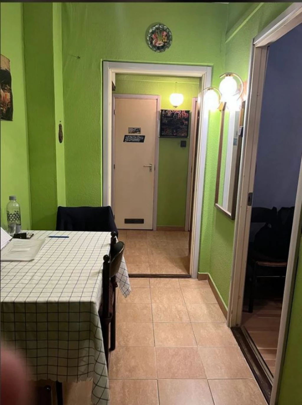 XIX. Kerület, Önkormányzat közeli utca, 53 m²-es, 2. emeleti, társasházi lakás