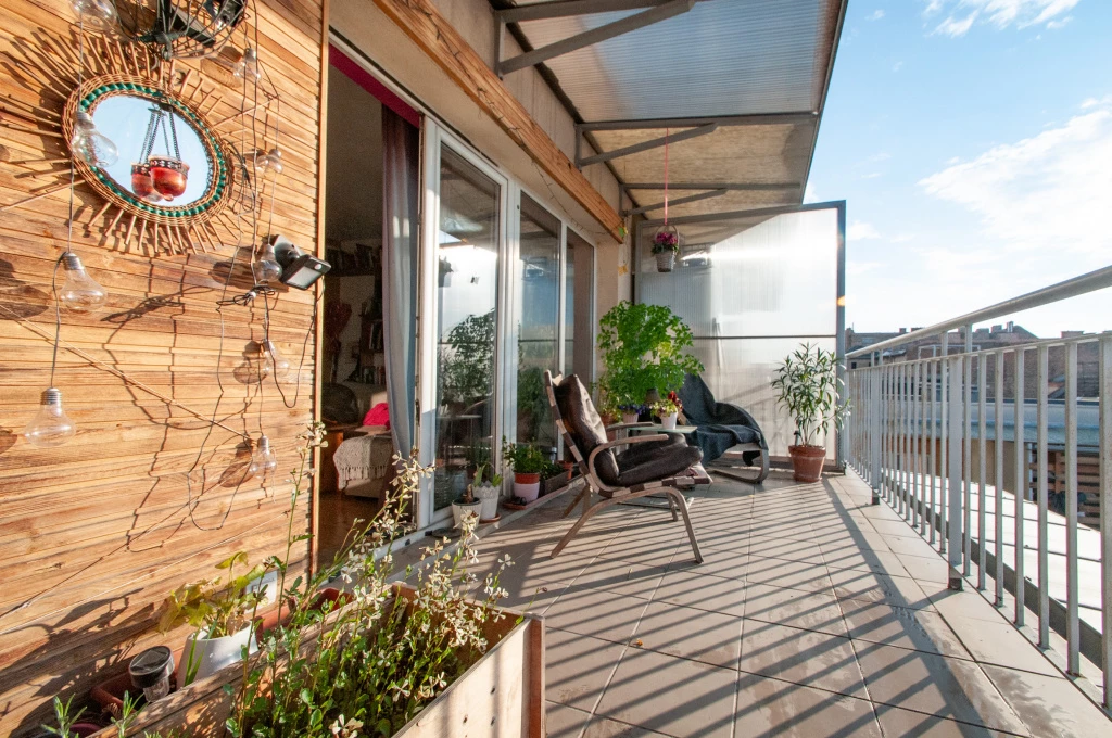 VIII. Kerület, Szerdahelyi utca, 39 m²-es, 7. emeleti, társasházi lakás