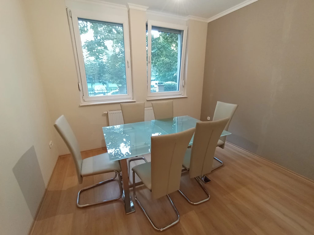 XIV. Kerület, Lengyel u utca, 68 m²-es, földszinti, társasházi lakás
