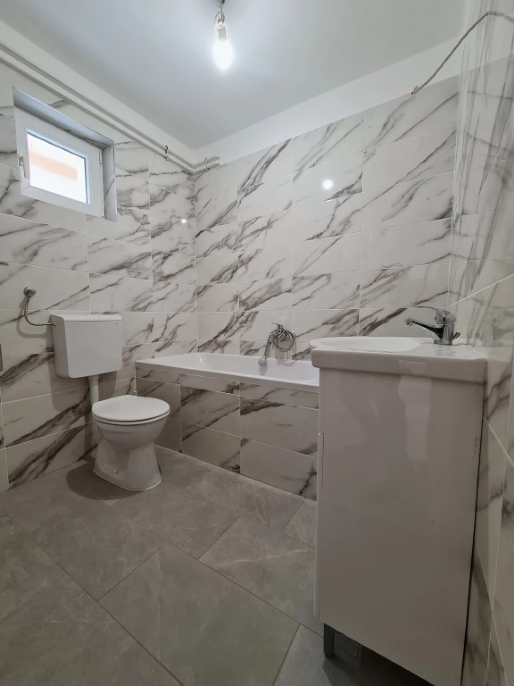 Vecsés, Ádám utca, 91 m²-es, 2 generációs, családi ház, 2+1 félszobás