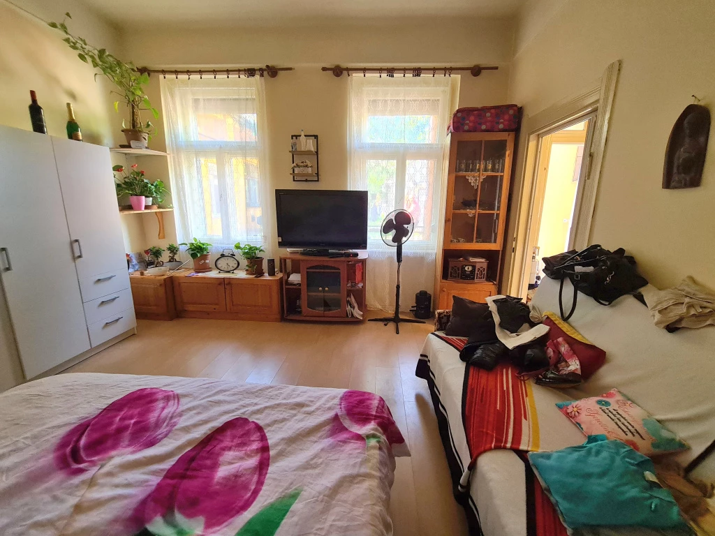 XV. Kerület, Molnár Viktor utca, 30 m²-es, földszinti, társasházi lakás