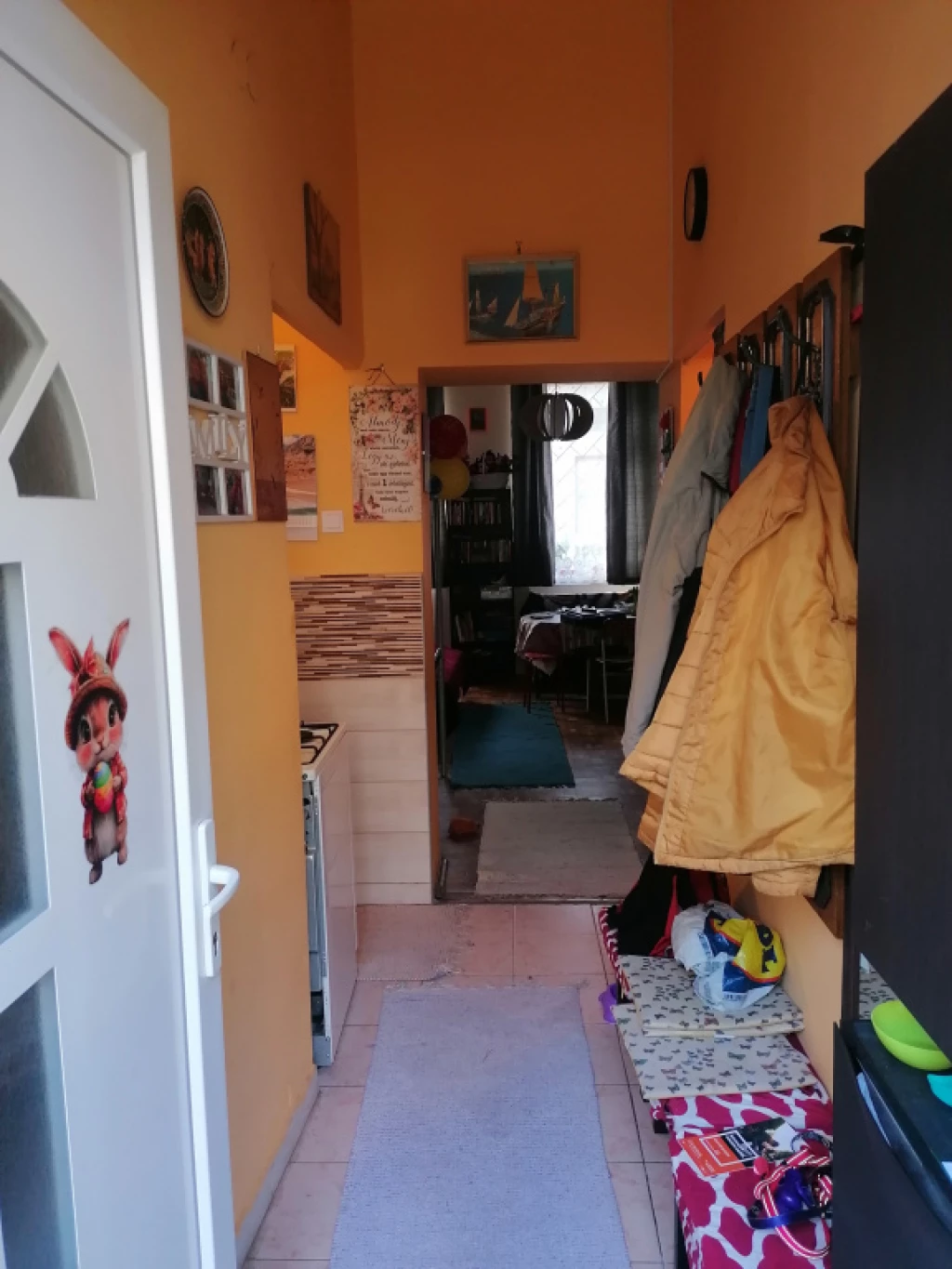 IV. Kerület, Attila utca, 31 m²-es, földszinti, társasházi lakás