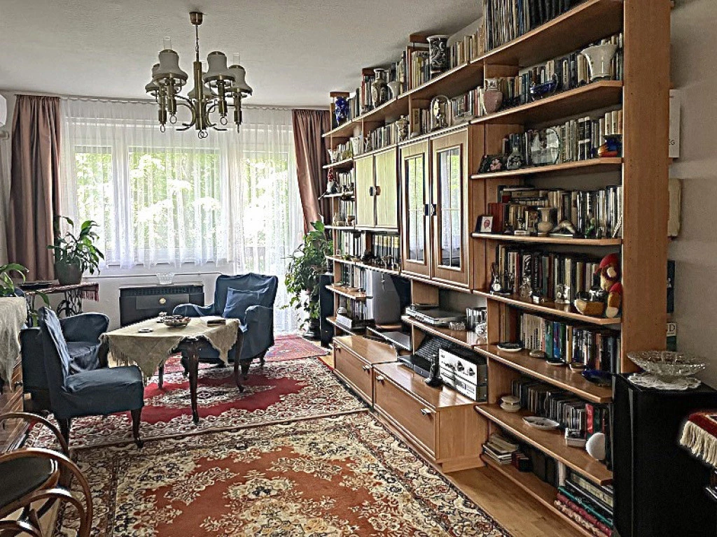 II. kerület, Törökvész út, 62 m²-es, 1. emeleti, társasházi lakás