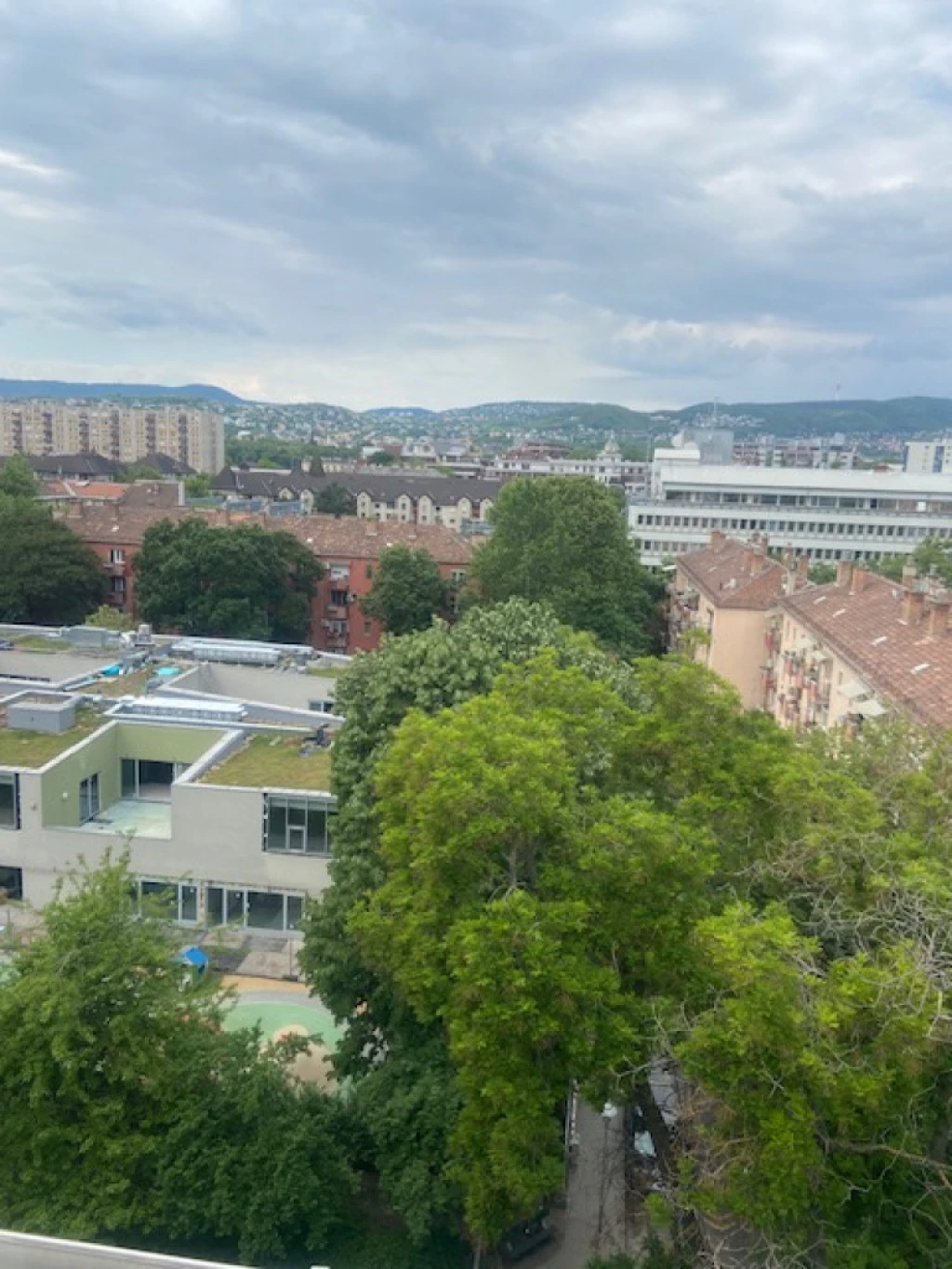 XIII. Kerület, Váci út, 40 m²-es, 7. emeleti, társasházi lakás
