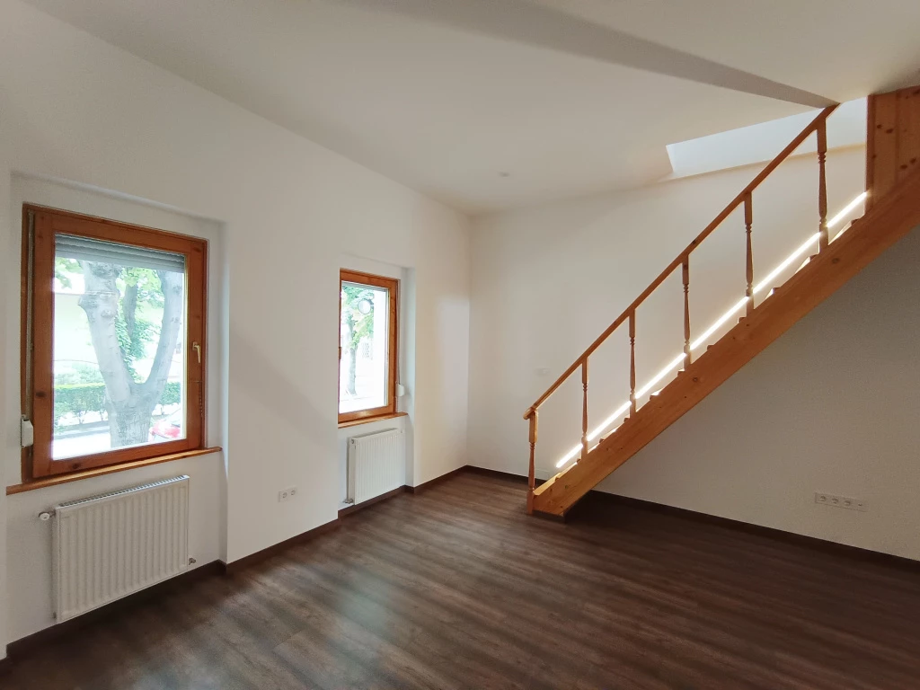 XIX. Kerület, Kisfaludy utca, 81 m²-es, magasföldszinti, társasházi lakás