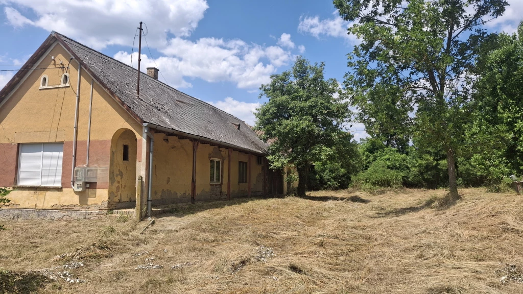 Koppányszántó, Csendes utca, 80 m²-es, családi ház, 3 szobás