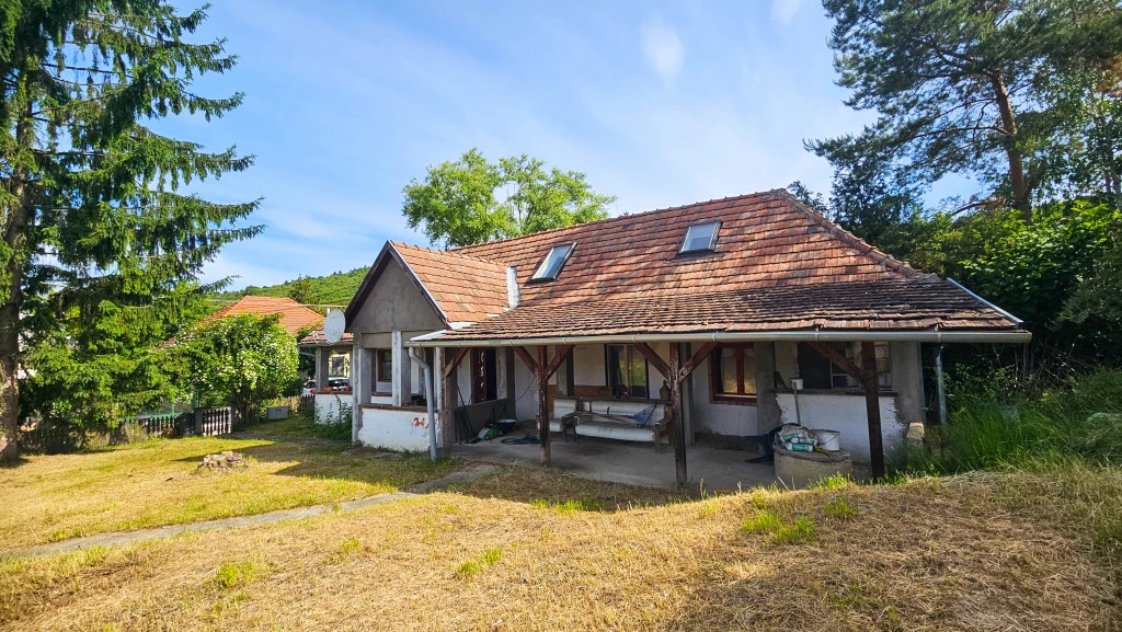 Alsópetény, Béke út, 60 m²-es, családi ház, 2+2 félszobás, jó állapotú