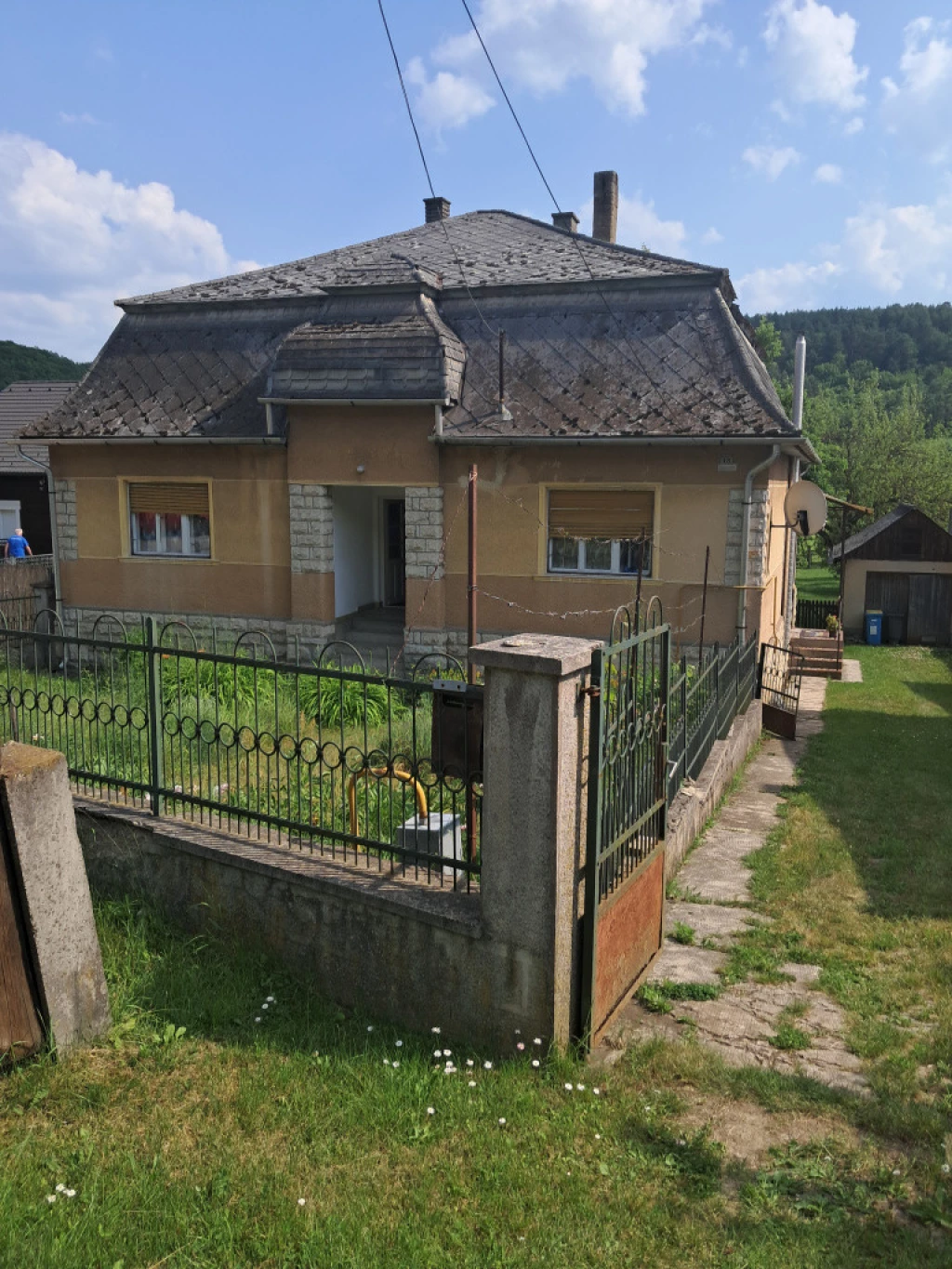 Nekézseny, Széchényi út, 120 m²-es, családi ház, 3 szobás, jó állapotú