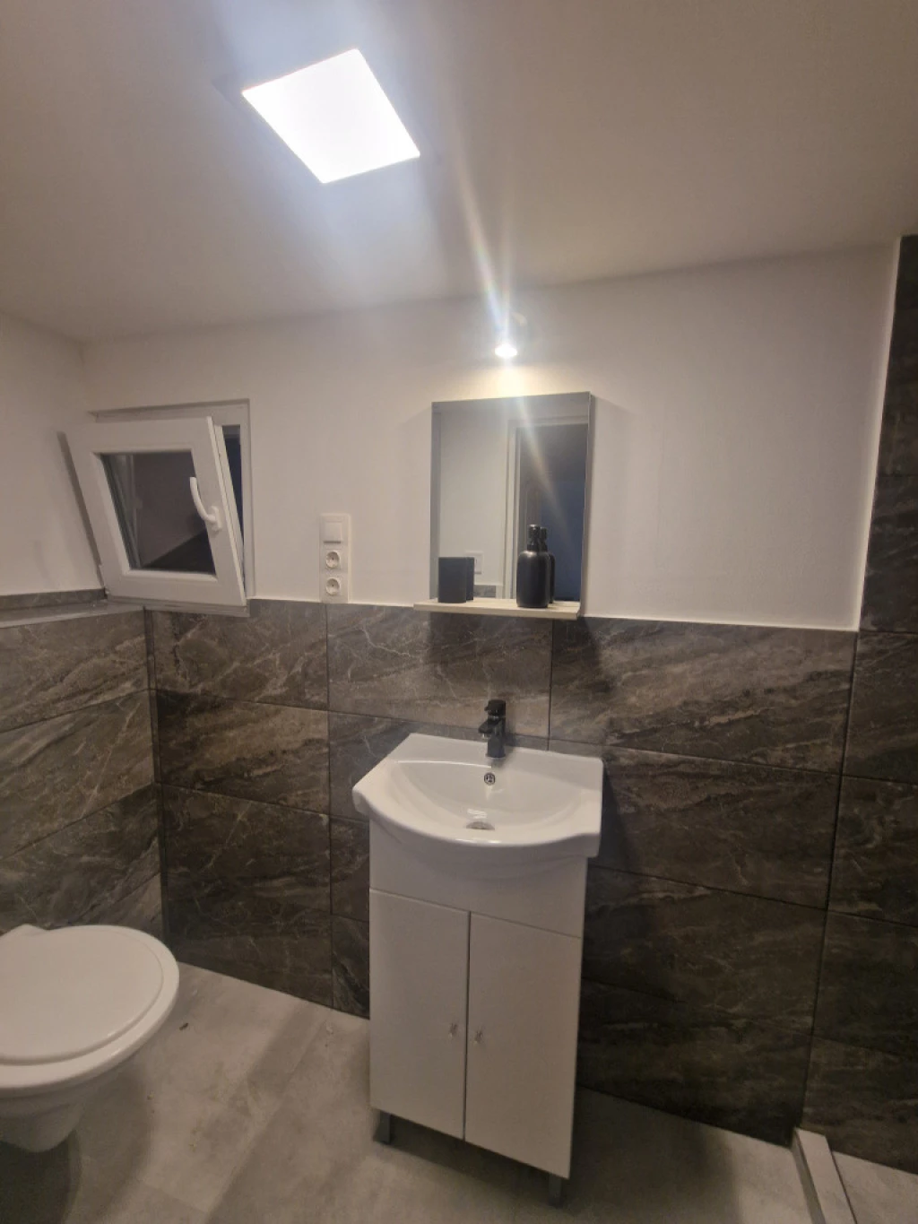 VII. Kerület, Murányi utca közelében, 26 m²-es, földszinti, társasházi lakás