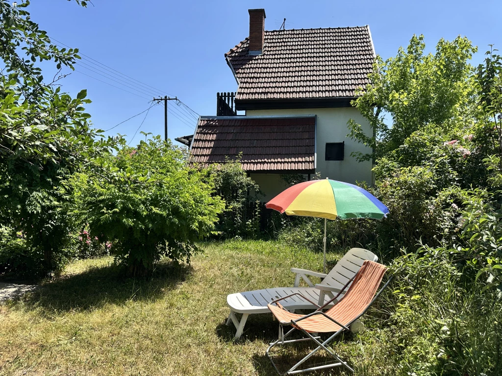 Gomba, Csendes környezet, 60 m²-es, családi ház, 1 szobás, átlagos állapotú