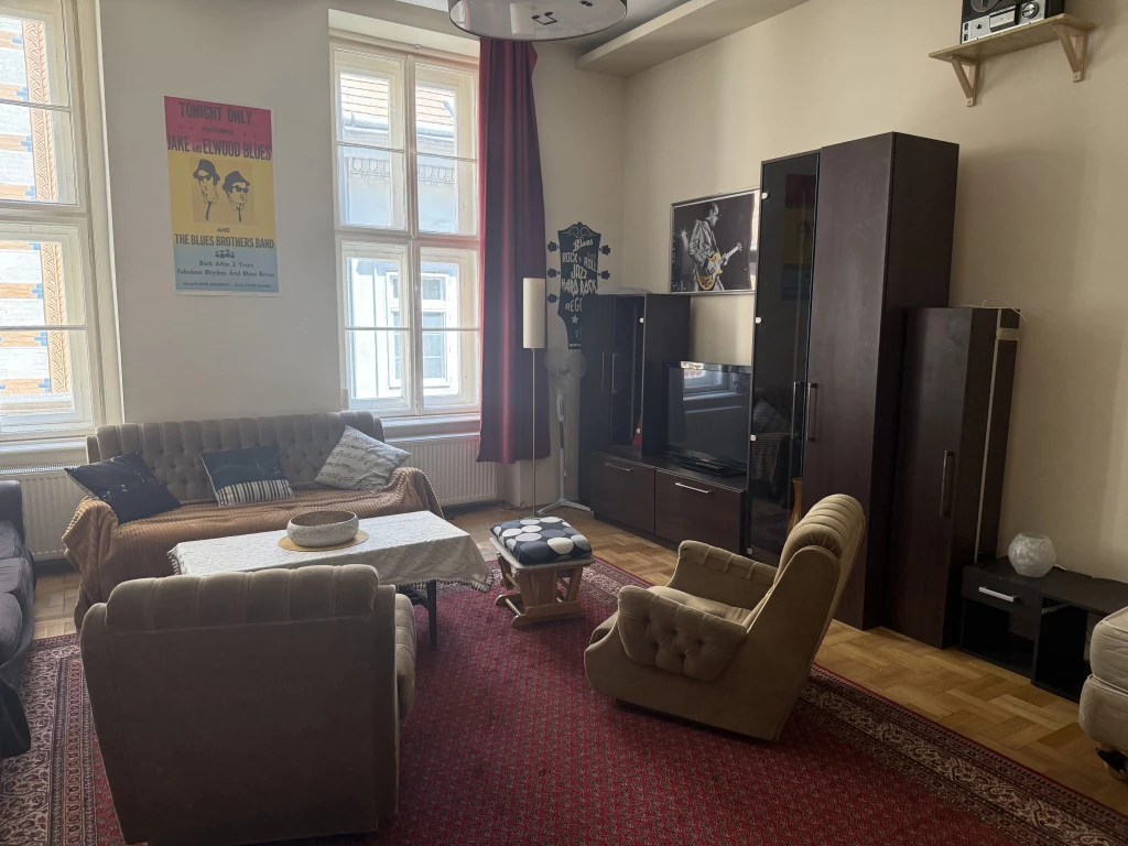 VII. Kerület, Rumbach Sebestyén utca, 102 m²-es, 2. emeleti, társasházi lakás