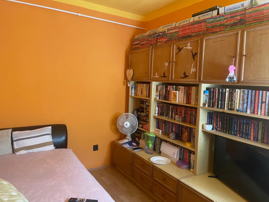 Székesfehérvár, Dr. Kochl László utca, 56 m²-es, 10. emeleti, társasházi lakás