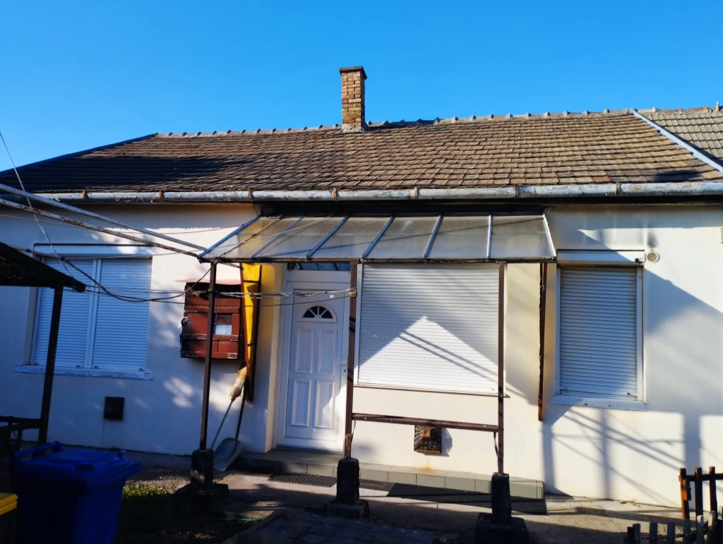 Dunaharaszti, Némedi út közeli utca, 65 m²-es, ikerház, 2 szobás