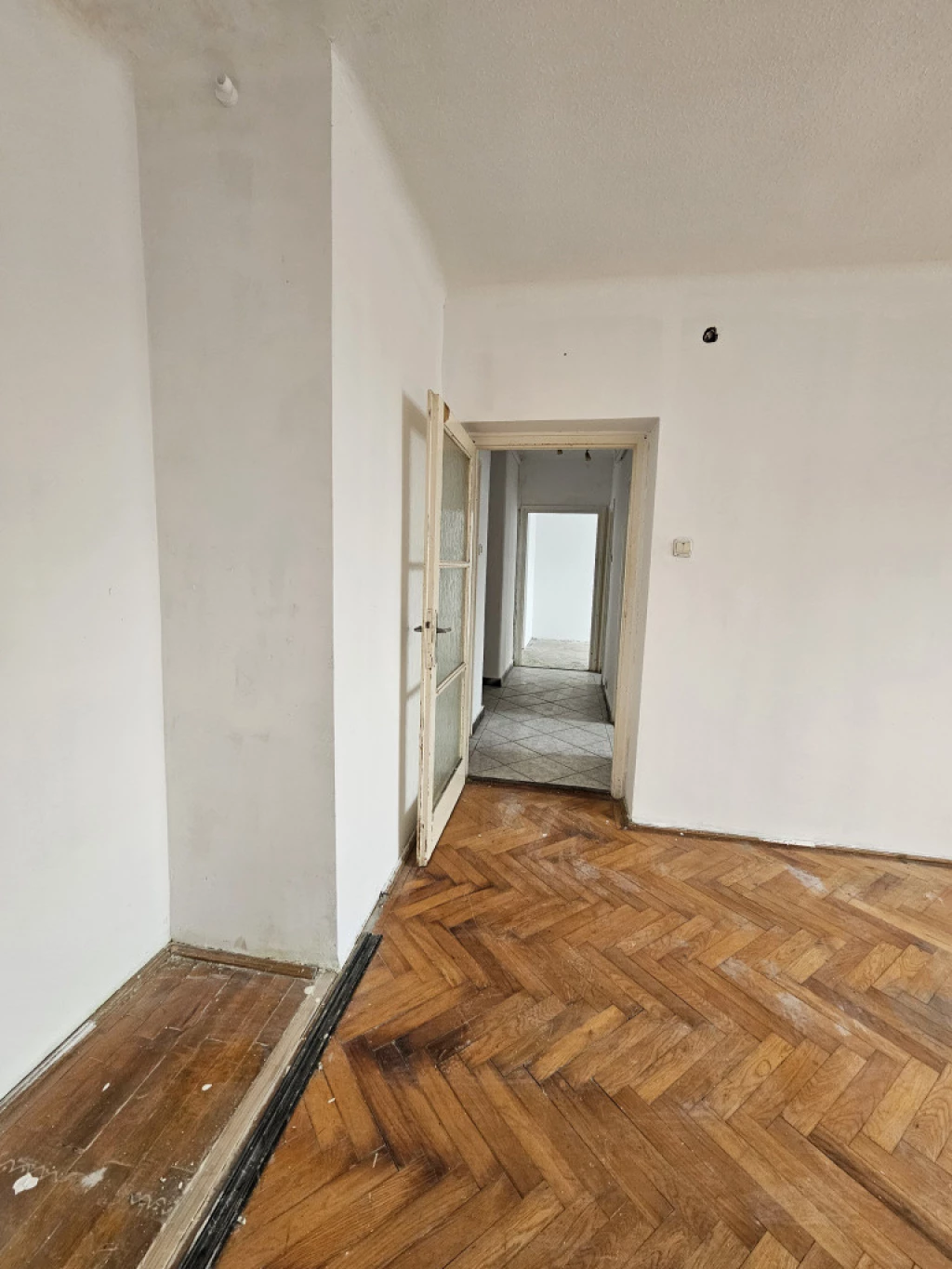 IV. Kerület, Árpád út, 47 m²-es, 4. emeleti, társasházi lakás