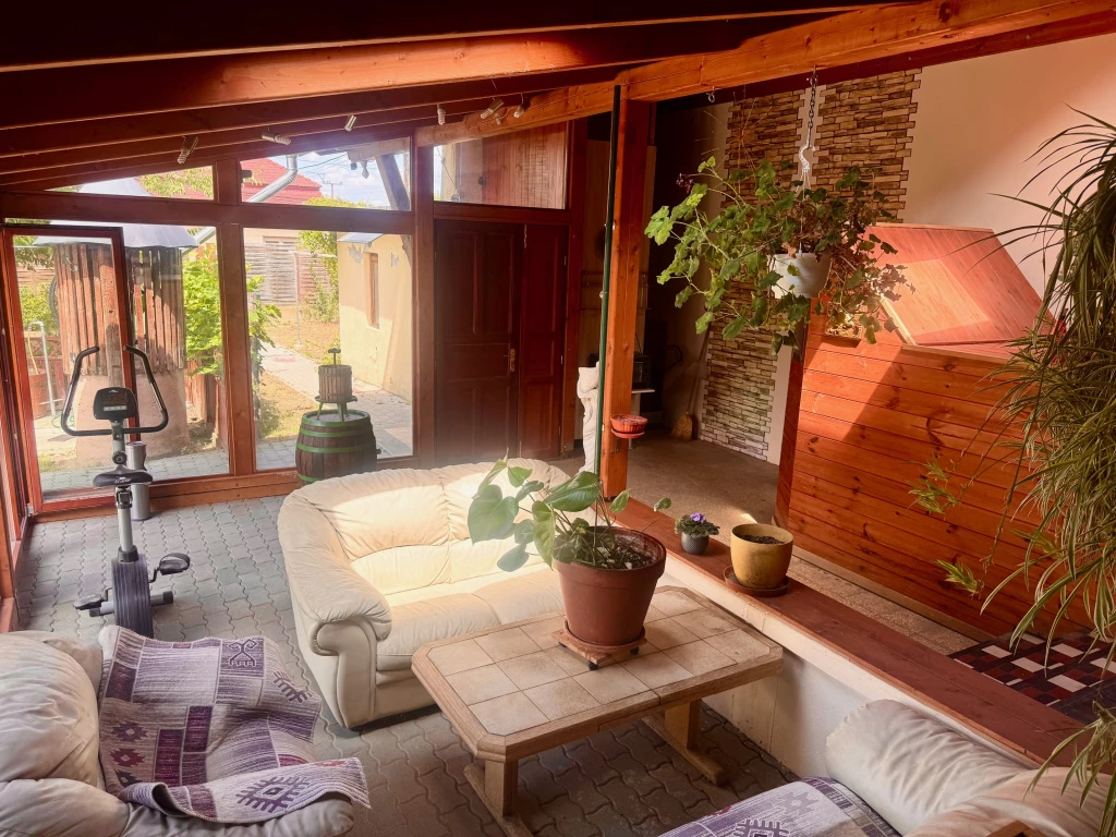 Galgahévíz, Zöldövezet utca, 188 m²-es, családi ház, 4 szobás