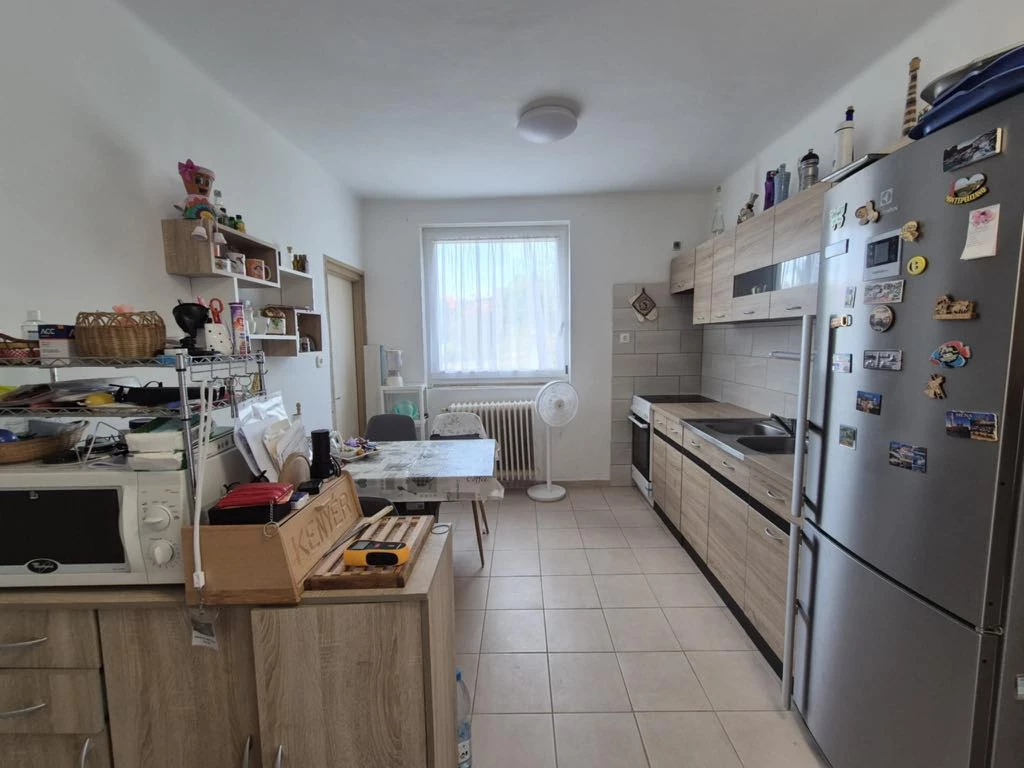 Gyenesdiás, Jókai utca, 87 m²-es, családi ház, 3 szobás, átlagos állapotú