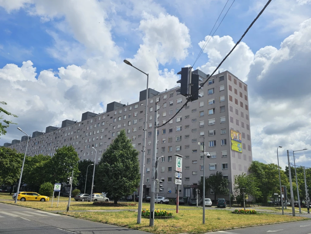 XV. Kerület, Nyírpalota utca, 69 m²-es, 7. emeleti, társasházi lakás