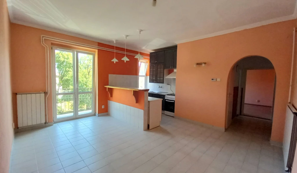 XV. Kerület, Pestújhely, 52 m²-es, 2. emeleti, társasházi lakás