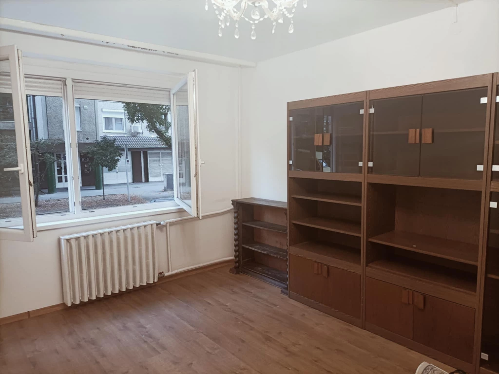 XIII. Kerület, Pannónia utca, 57 m²-es, társasházi lakás, 1+2 szobás