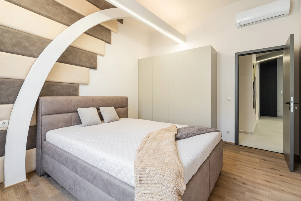 For sale condominium, Budapest IX. kerület, József körút-Petőfi híd közelében