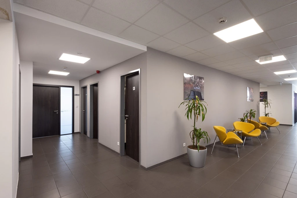 For rent office, office block, Budapest XV. kerület, Szentmihályi út