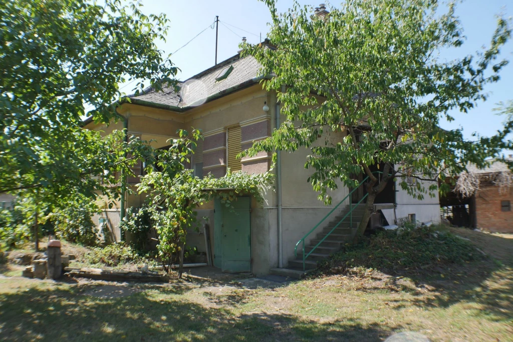 Ráckeve, Penny mögött utca, 100 m²-es, családi ház, 3 szobás