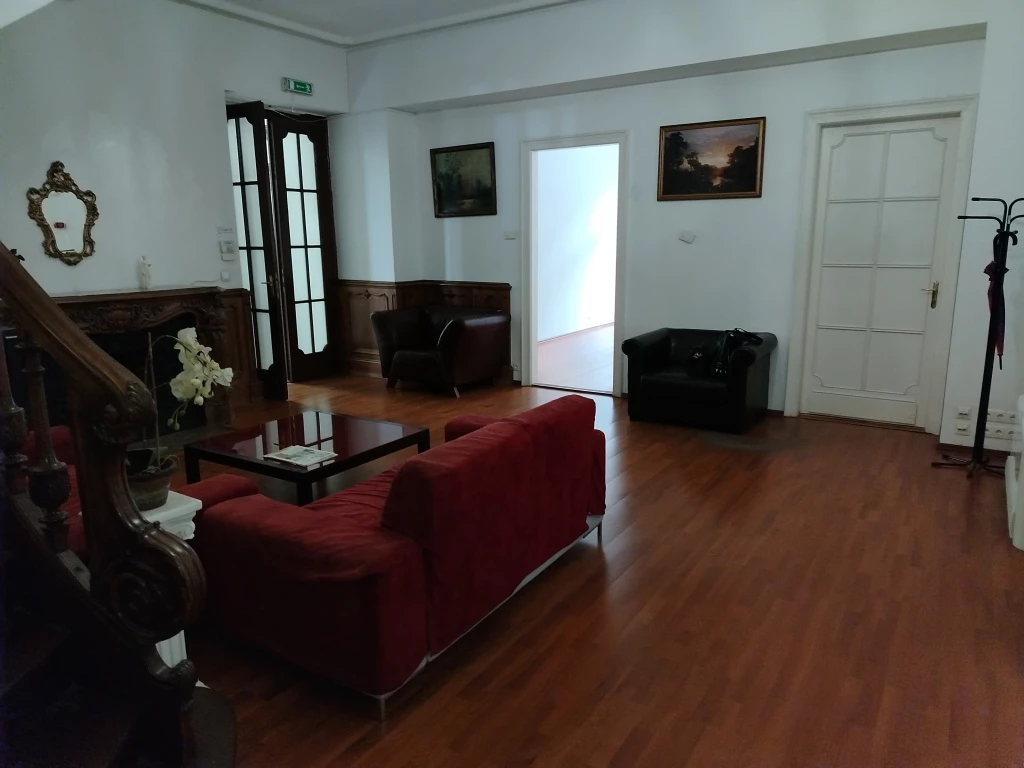 c3-2-name c2-69-name, Budapest VI. kerület, Bajza utca