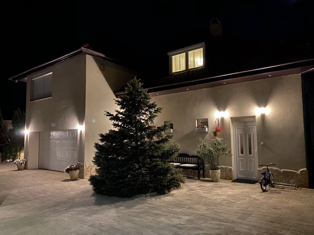 c3-1-name c2-1-name, Velence, Kemping utca